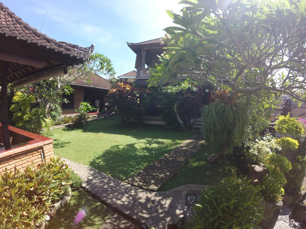 Sunarta House Homestay Ubud Esterno foto