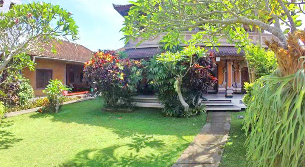 Sunarta House Homestay Ubud Esterno foto